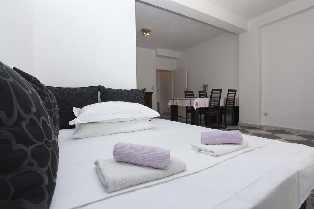 Apartments Damjanovic Makarska Extérieur photo