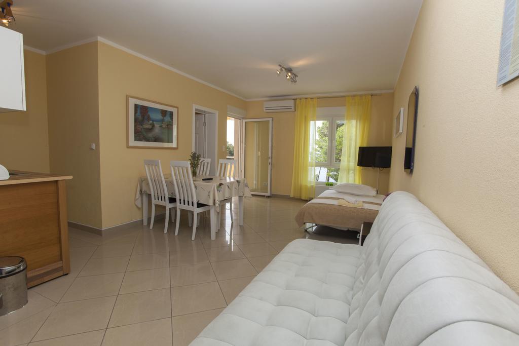 Apartments Damjanovic Makarska Extérieur photo