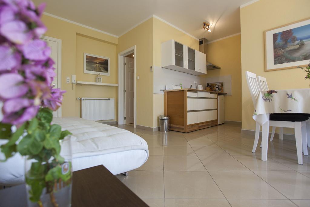Apartments Damjanovic Makarska Extérieur photo