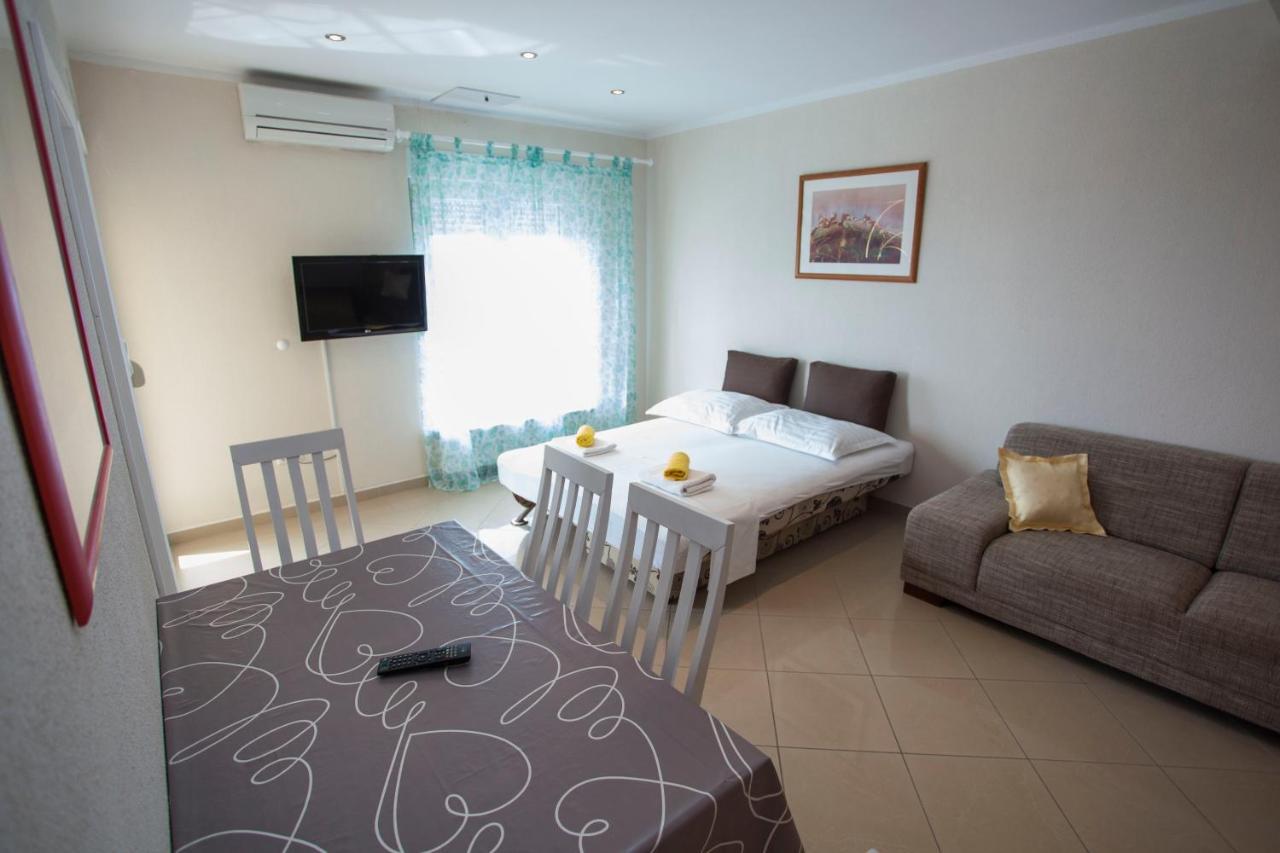 Apartments Damjanovic Makarska Extérieur photo